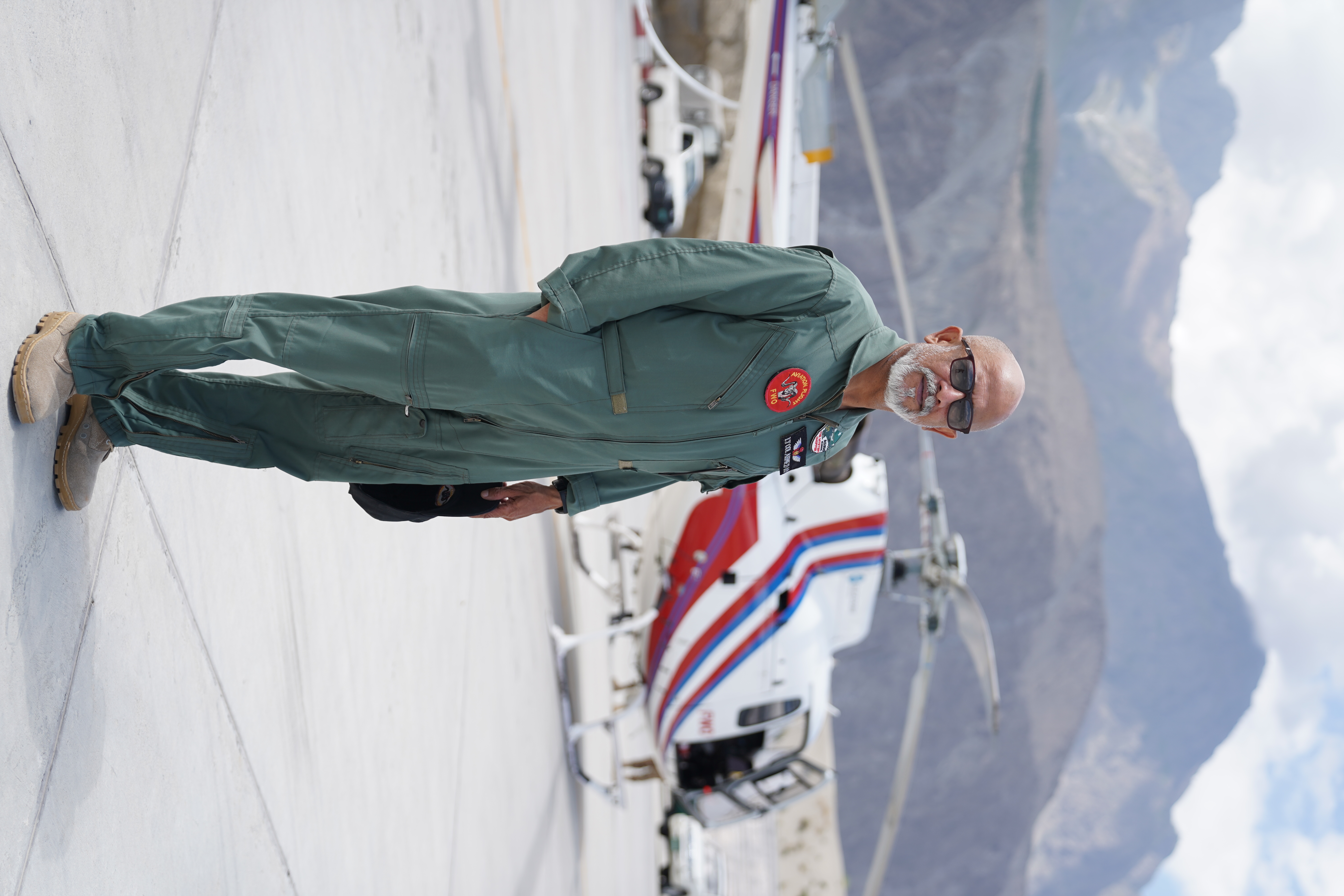 Portrait photograph placeholder — replace with portraits-01.jpg